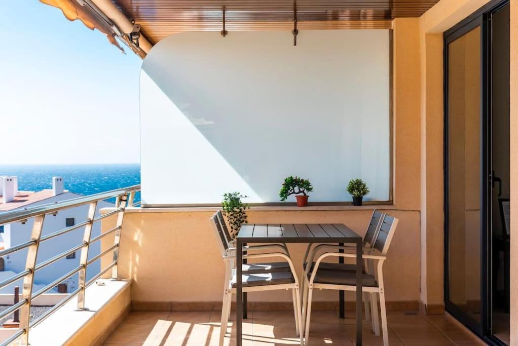 Bright And Welcoming Holiday Home Puerto de Santiago  Exteriér fotografie